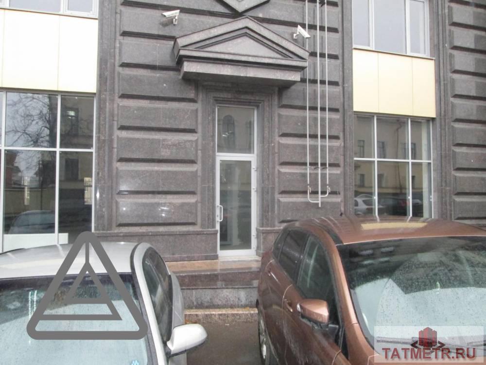Коммерческая / Продажа / Офисы, Казань, Бехтерева улица, 70 312 000 Продаются помещения свободного назначения, расположенные на 1-м и 2-м этажах здания элитного ЖК «Падишах» по адресу... - 1
