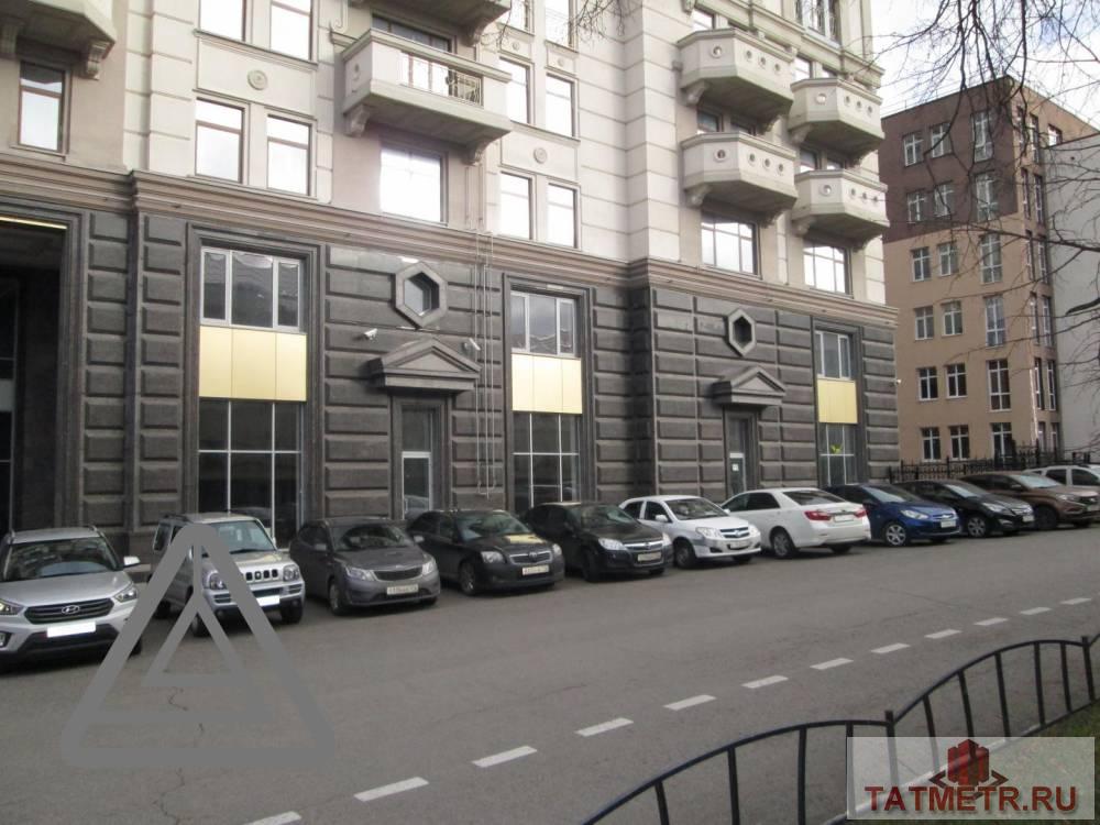 Коммерческая / Продажа / Офисы, Казань, Бехтерева улица, 35 928 000 Продается помещение свободного назначения, расположенное на 1-м этаже здания элитного ЖК «Падишах» по адресу ул.... - 1