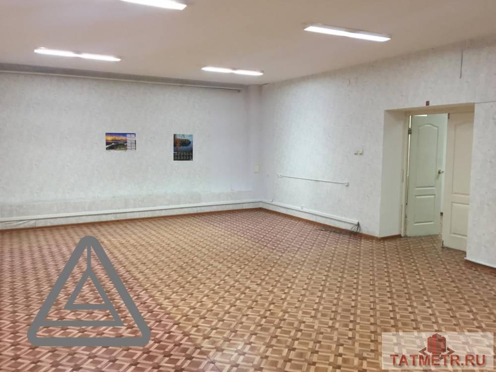 Коммерческая / Аренда / Офисы, Казань, Абсалямова улица, 75 800 Сдается помещение свободного назначения по адресу Абсалямова 13. В хорошем состоянии. В помещении: — Телефон —... - 2