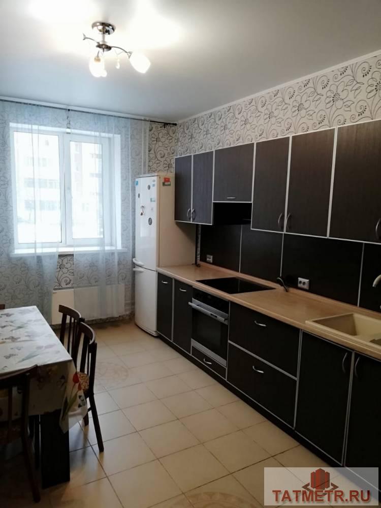 Аренда / Квартиры, Казань, Хусаина Мавлютова улица, 15 000 Сдается уютная 1-комнатная квартира в новом доме. В квартире сделан красивый ремонт. Полы: линолеум, плитка. Окна:... - 8