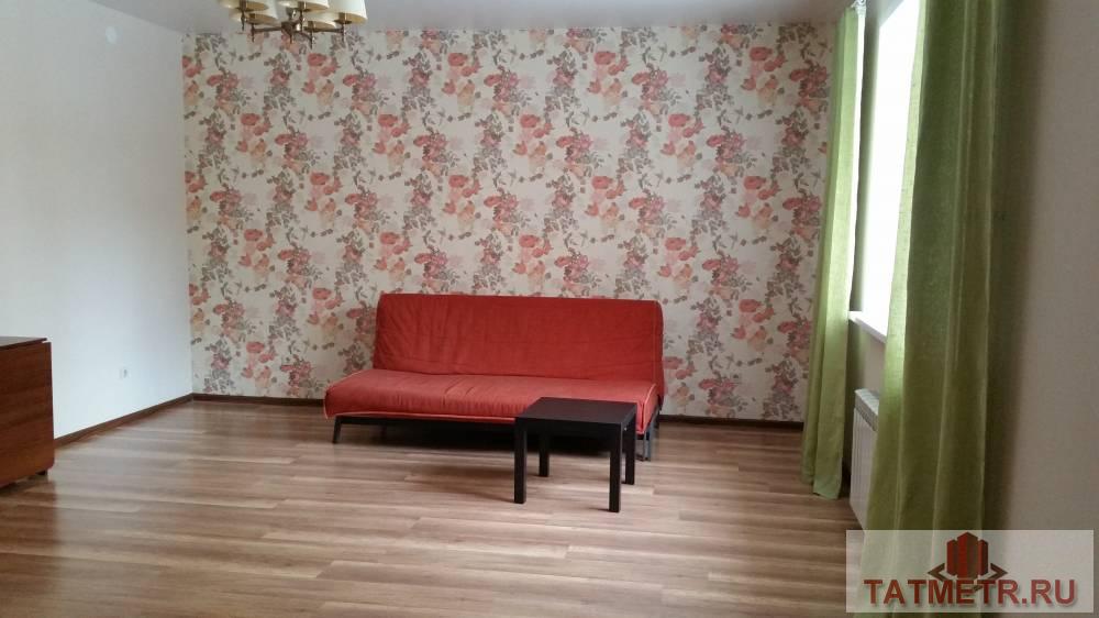 Аренда / Квартиры, Казань, Чистопольская улица, 25 000 Сдаю 2-к по ул.Чистопольская 71а. Новый кирпичный дом. Просторная квартира с хорошим ремонтом, обставлена всей... - 1