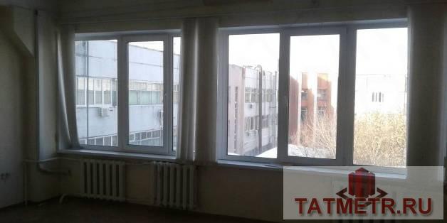 Коммерческая / Продажа / Офисы, Казань, Ямашева проспект, 18 400 Сдам офисное помещение в бизнес центре на 4 ом этаже.Рядом с бизнес центром расположена автомобильная стоянка,всегда...