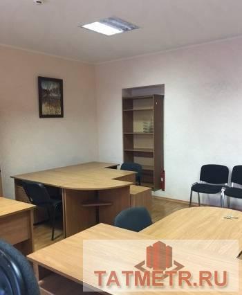Коммерческая / Продажа / Офисы, Казань, Лево-Булачная улица, 25 000 Сдаётся в аренду кабинет (офис) 33,4 кв.м. на 3 этаже в 8-ми этажном административном здании, в центре города -... - 4