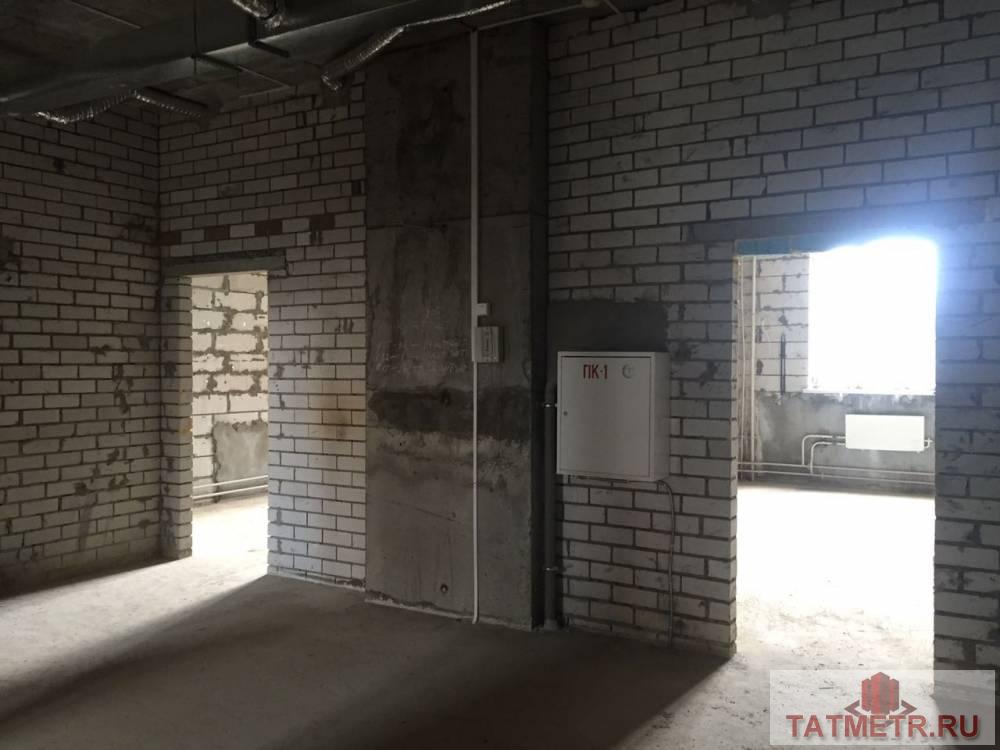 Коммерческая / Продажа / Офисы, Казань, Академика Глушко улица, 93 240 Сдается помещение свободного назначения общей площадью: 155,4 кв.м., расположенное на первом этаже многоквартирного... - 1