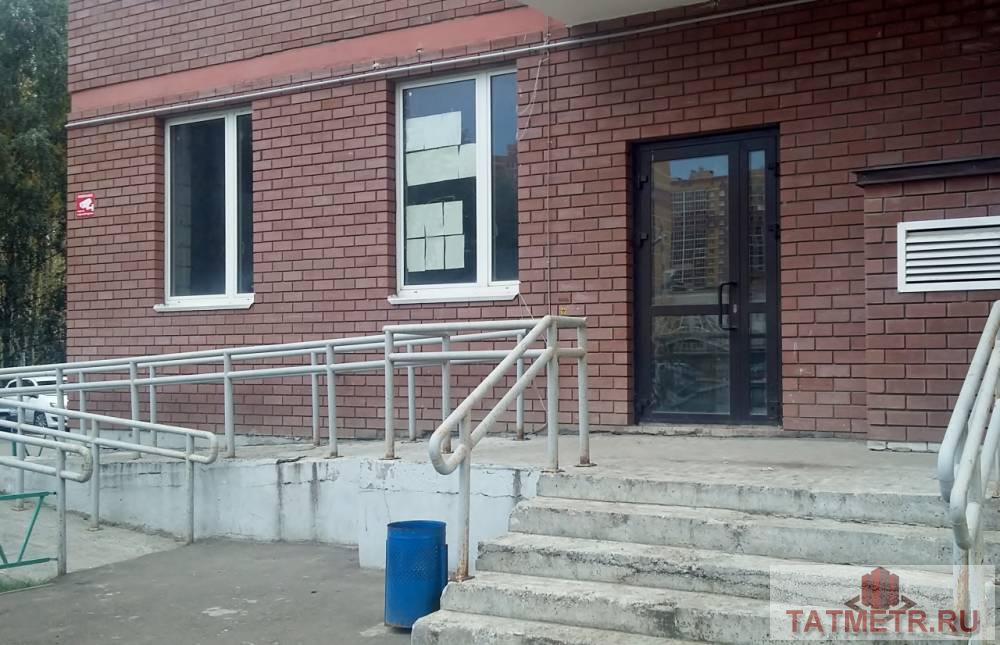 Коммерческая / Продажа / Офисы, Казань, Академика Глушко улица, 93 240 Сдается помещение свободного назначения общей площадью: 155,4 кв.м., расположенное на первом этаже многоквартирного... - 10