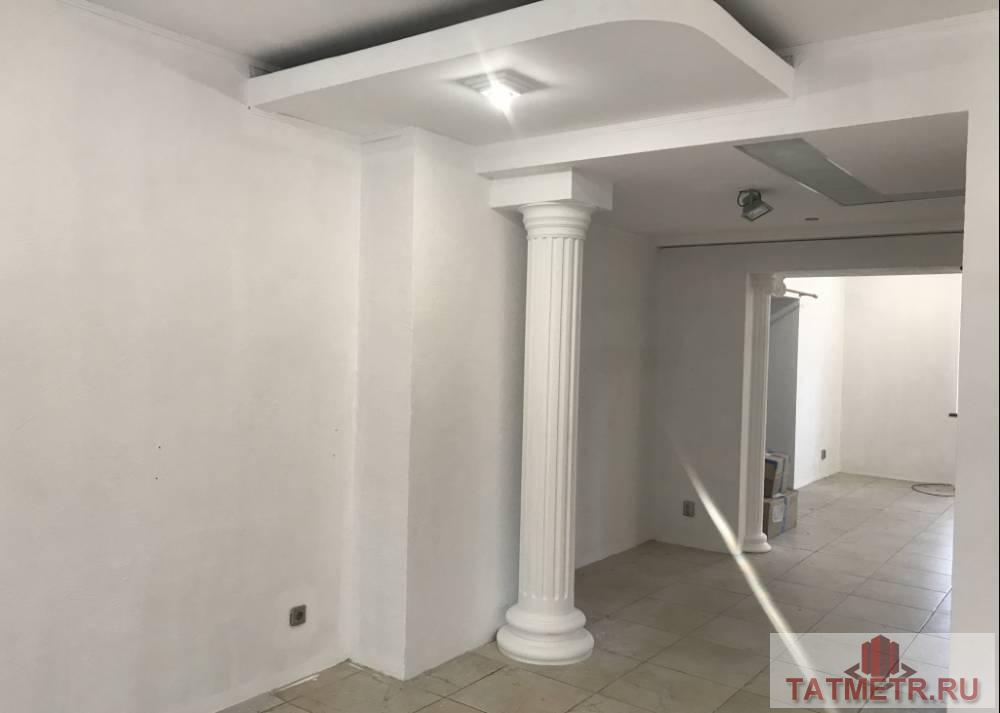 Коммерческая / Продажа / Офисы, Казань, Дзержинского улица, 17 400 000 Продается помещение свободного назначения, в исторической части города, прям на против парка 'Черное озеро', точный... - 2