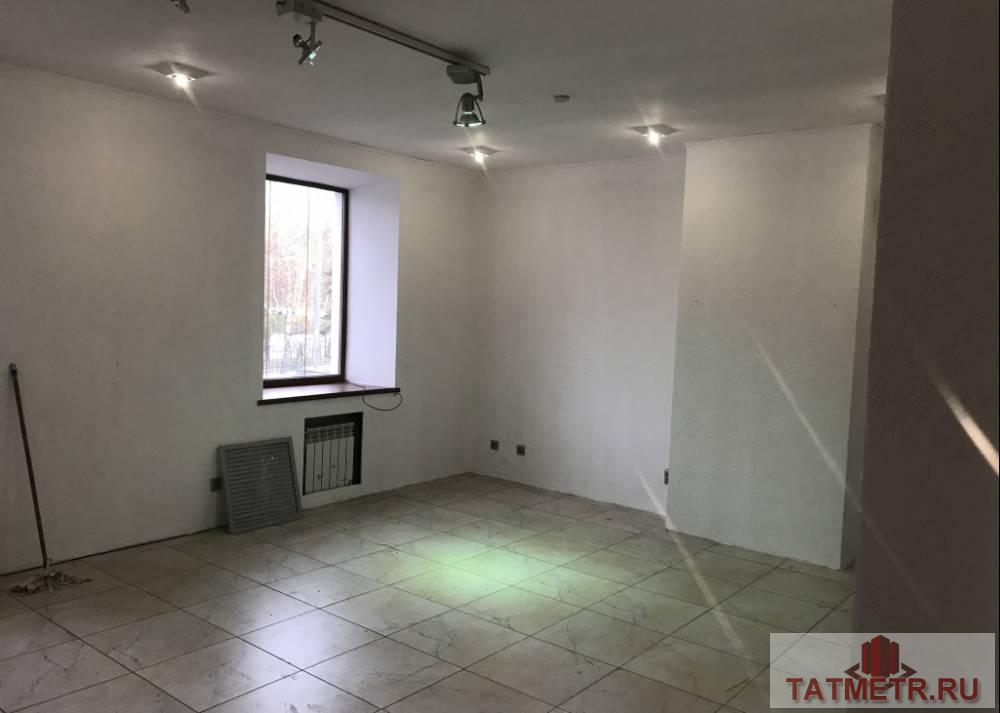 Коммерческая / Продажа / Офисы, Казань, Дзержинского улица, 17 400 000 Продается помещение свободного назначения, в исторической части города, прям на против парка 'Черное озеро', точный... - 4