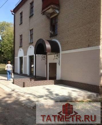 Коммерческая / Продажа / Офисы, Казань, Социалистическая улица, 91 000 Сдаю помещение под любой вид деятельности,205кв.м,есть подвал с санузлом(70 кв.м),70 метров от входа в метро,рядом 12...