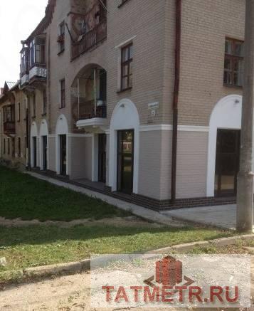Коммерческая / Продажа / Офисы, Казань, Социалистическая улица, 72 000 Сдаю помещение под любой вид деятельности,144.1кв.м,есть подвал с санузлом(70 кв.м),70 метров от входа в метро,рядом... - 2