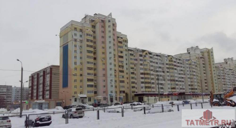 Коммерческая / Продажа / Офисы, Казань, Победы проспект, 60 000 Сдам в аренду двухуровневое помещение первый этаж и цокольный с окном по ул. Пр.Победы 100, площадью 96,1 кв.м. с...