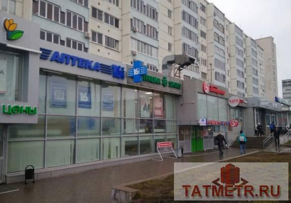 Коммерческая / Продажа / Торговые помещения, Казань, Рихарда Зорге улица, 15 000 Собственник сдает в аренду торговые помещение в действующем торговом центре 'Давыдов', напротив бывшего Приволжского...