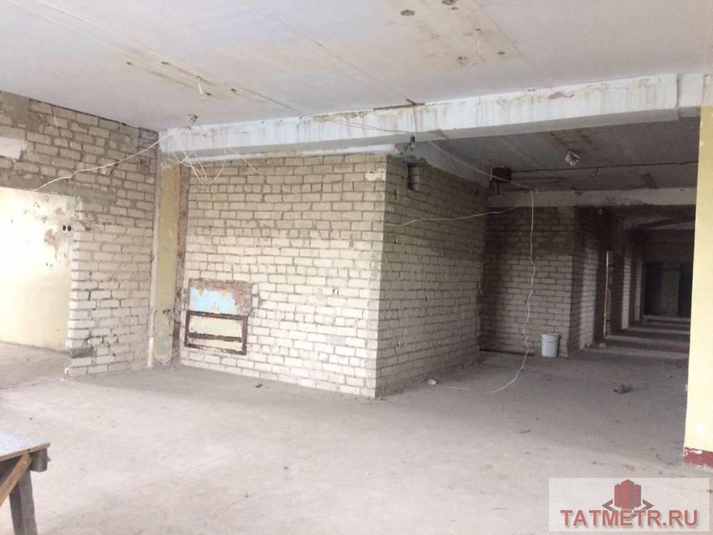 Коммерческая / Продажа / Производство и склады, Казань, Родины улица, 1 160 000 Сдается в аренду производственное здание 4 000м², при заезде собственник предоставят ремонт за свой счет. 600 клвт... - 8
