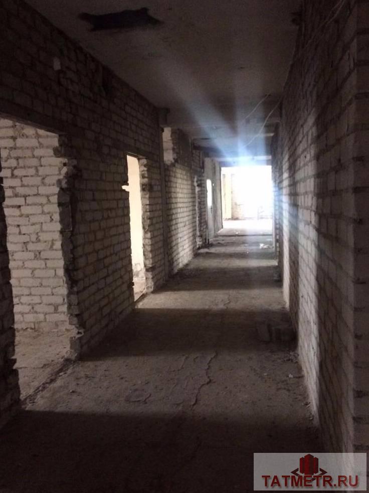 Коммерческая / Продажа / Производство и склады, Казань, Родины улица, 52 500 Сдается в аренду производственное здание 4 000м², при заезде собственник предоставят ремонт за свой счет. 600 квт...