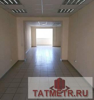 Коммерческая / Продажа / Офисы, Казань, Галии Кайбицкой улица, 84 900 Сдам помещение 94м2 с отличным ремонтом в жилом районе на первой линии от дороги. Своя входная группа с пандусом.... - 2