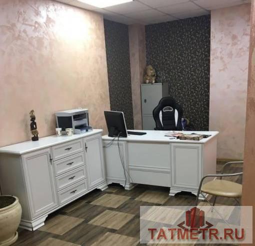 Коммерческая / Продажа / Офисы, Казань, Габдуллы Тукая улица, 70 000 Предлагаем в аренду 176м2 в самом центре города с отдельной входной группой. Доступ 24/7. Помещение находится на... - 4