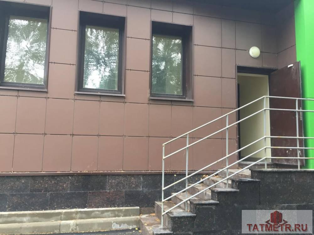 Коммерческая / Продажа / Офисы, Казань, Качалова улица, 143 000 СМОТРИТЕ ВИДЕОРОЛИК!!! Предлагаем в аренду цокольный этаж, расположенный в отдельно стоящем нежилом здании. Здание...