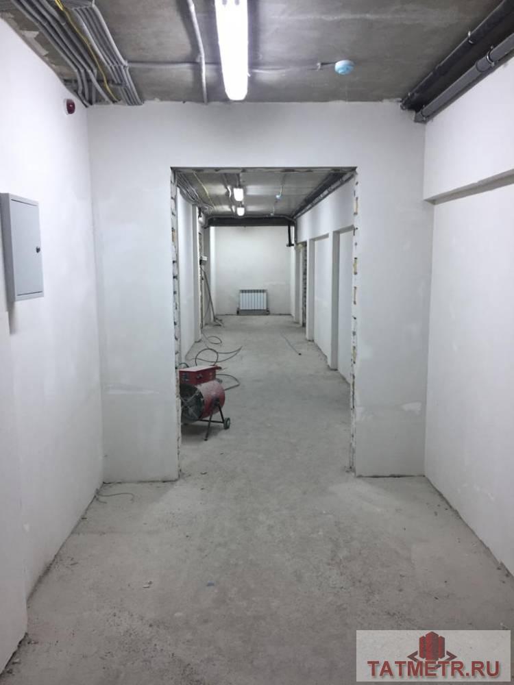 Коммерческая / Продажа / Офисы, Казань, Качалова улица, 143 000 СМОТРИТЕ ВИДЕОРОЛИК!!! Предлагаем в аренду цокольный этаж, расположенный в отдельно стоящем нежилом здании. Здание... - 1