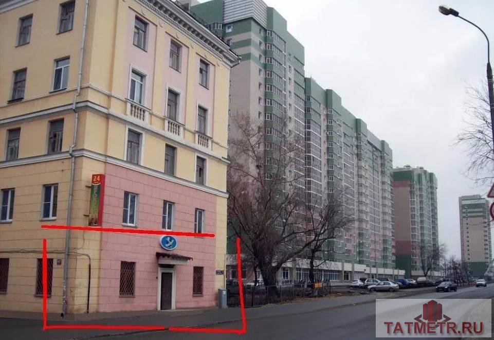 Коммерческая / Продажа / Офисы, Казань, Хади Такташа улица, 70 000 Сдается помещение на длительный срок аренды 100 кв. по ул. Хади такташ 117. Первый этаж, отдельный вход с первой...