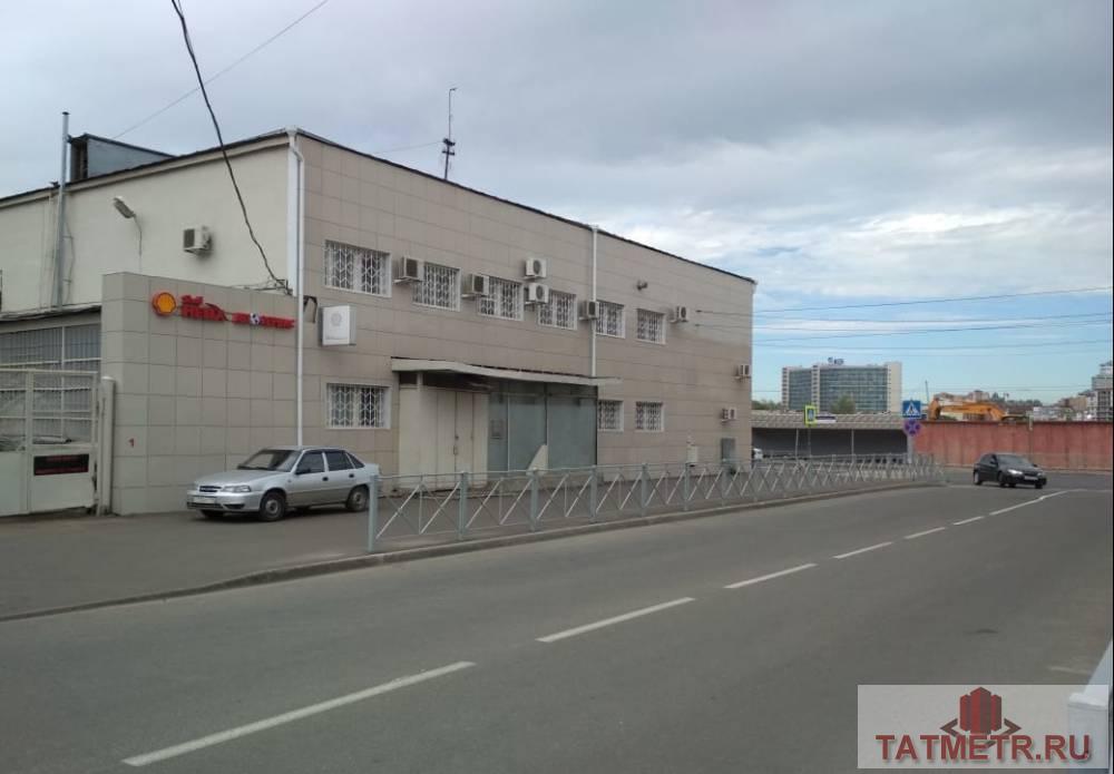 Коммерческая / Продажа / Офисы, Казань, Габдуллы Тукая улица, 69 000 Сдается помещение свободного назначения, обшей площадью 115 кв.м. Высокие потолки, хорошая проходимость, санузел,...