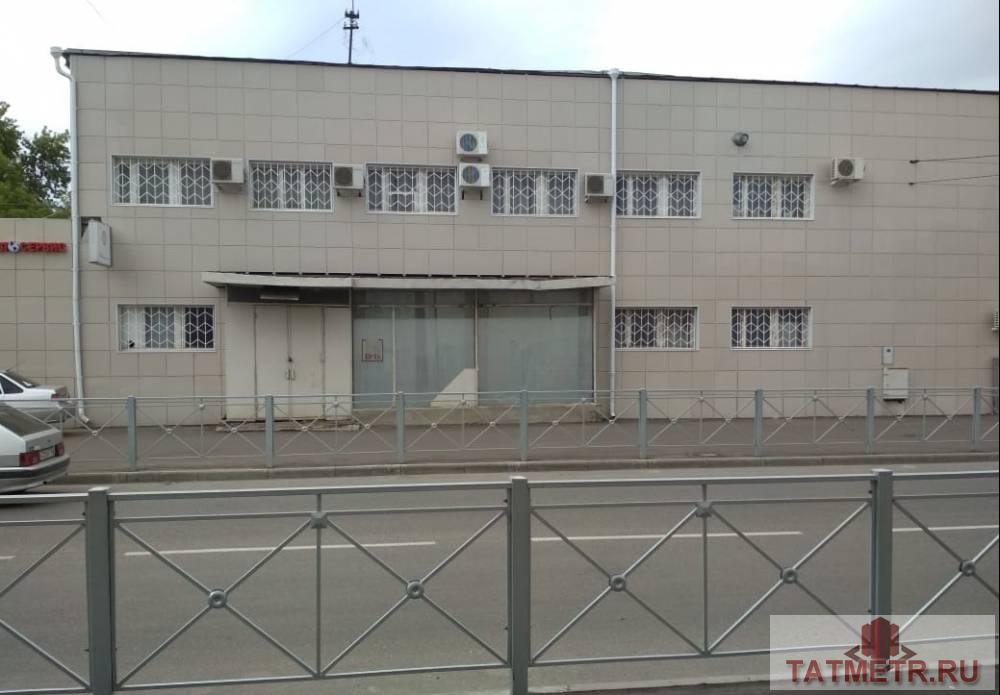 Коммерческая / Продажа / Офисы, Казань, Габдуллы Тукая улица, 69 000 Сдается помещение свободного назначения, обшей площадью 115 кв.м. Высокие потолки, хорошая проходимость, санузел,... - 1