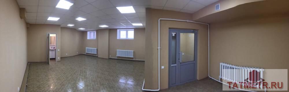 Коммерческая / Продажа / Офисы, Казань, Гарифа Ахунова улица, 28 350 Предлагается в аренду помещение, расположенного на цокольном этаже многоквартирного жилого дома. Жилой комплекс... - 2