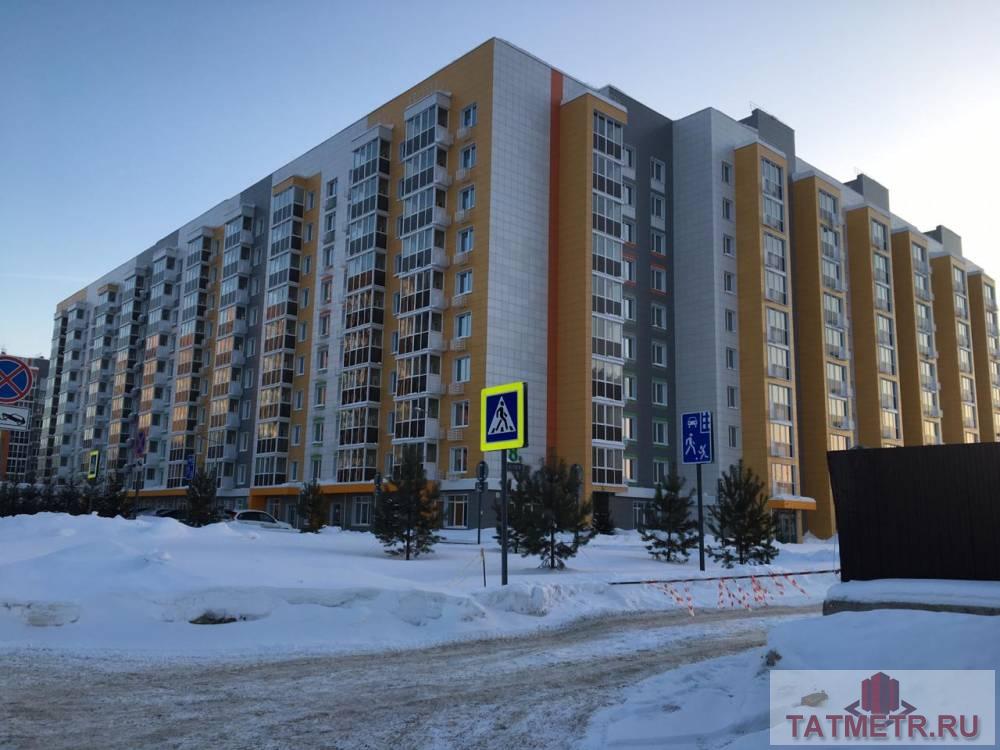 Коммерческая / Продажа / Офисы, Казань, Азата Аббасова улица, 100 000 Предлагается в аренду помещение свободного назначения, расположенное в новом жилом комплексе 'Весна', по адресу ул....