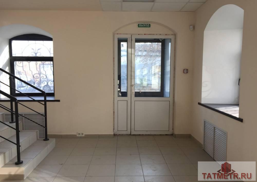 Коммерческая / Продажа / Офисы, Казань, Адмиралтейская улица, 98 000 Сдается помещение свободного назначения по адресу Адмиралтейская 3 корпус 2. В отличном состоянии. В помещении: —... - 1