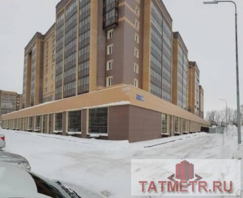 Коммерческая / Продажа / Офисы, Казань, Галимджана Баруди улица, 60 000 Улица Баруди, 16, застройщик Бриз, дом сдан. Помещение с высокими потолками (4м) в черновой отделке площадью 80 кв.м....