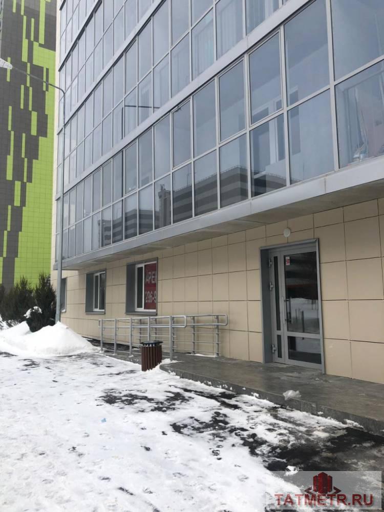 Коммерческая / Продажа / Офисы, Казань, Рауиса Гареева улица, 35 000 Сдается помещение свободного назначения в активно развивающемся микрорайоне ЖК Сказочный лес. Возле комплекса... - 2