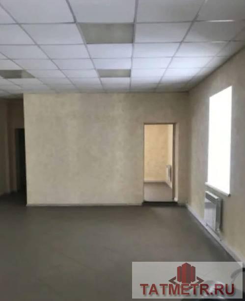 Коммерческая / Продажа / Офисы, Казань, Богатырева улица, 35 000 сдается помещение под офис или мини производство,состоящее из одной большой и малой комнаты с собственным санузлом.... - 1