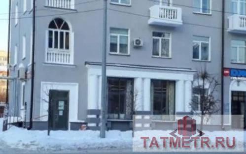 Коммерческая / Продажа / Торговые помещения, Казань, Достоевского улица, 109 230 Отличное помещение на первой линии с дизайнерским ремонтом и большими витражными окнами. Большой транспортный и... - 2
