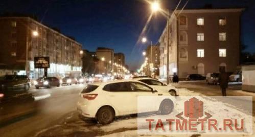 Коммерческая / Аренда / Офисы, Казань, Лейтенанта Шмидта улица, 65 000 Первая линия ,4зала,1мини кухня со всем необходимым даже есть своя Вент труба до крыши дома (как у кафе)... - 2