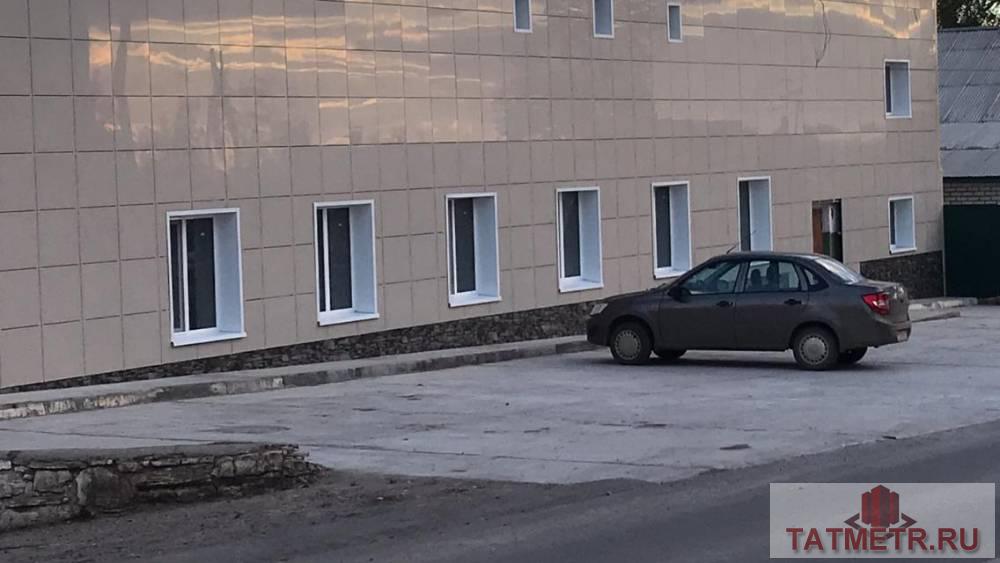 Коммерческая / Продажа / Торговые помещения, Мамадыш, Тукая улица, 52 250 Предлагается в аренду торговая площадь, расположенная на первой линии в центре города Мамадыш. Первая линия, первый...