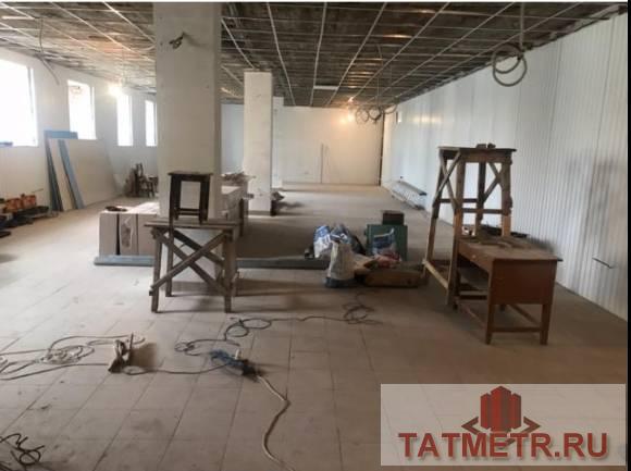 Коммерческая / Продажа / Торговые помещения, Мамадыш, Тукая улица, 52 250 Предлагается в аренду торговая площадь, расположенная на первой линии в центре города Мамадыш. Первая линия, первый... - 3