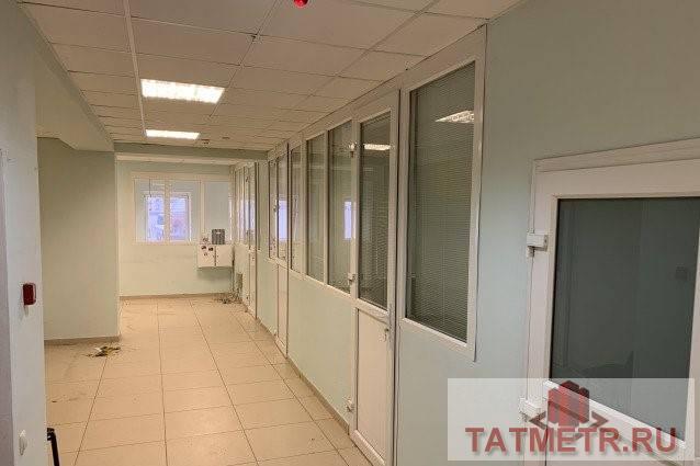 Коммерческая / Продажа / Офисы, Казань, Островского улица, 224 700 Сдается в аренду большой офис 321м2 в исторической части города. Помещение с косметическим ремонтом. Имеются все... - 12