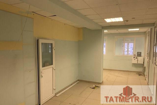 Коммерческая / Продажа / Офисы, Казань, Островского улица, 224 700 Сдается в аренду большой офис 321м2 в исторической части города. Помещение с косметическим ремонтом. Имеются все... - 13