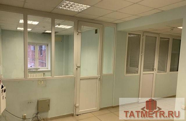 Коммерческая / Продажа / Офисы, Казань, Островского улица, 224 700 Сдается в аренду большой офис 321м2 в исторической части города. Помещение с косметическим ремонтом. Имеются все... - 16