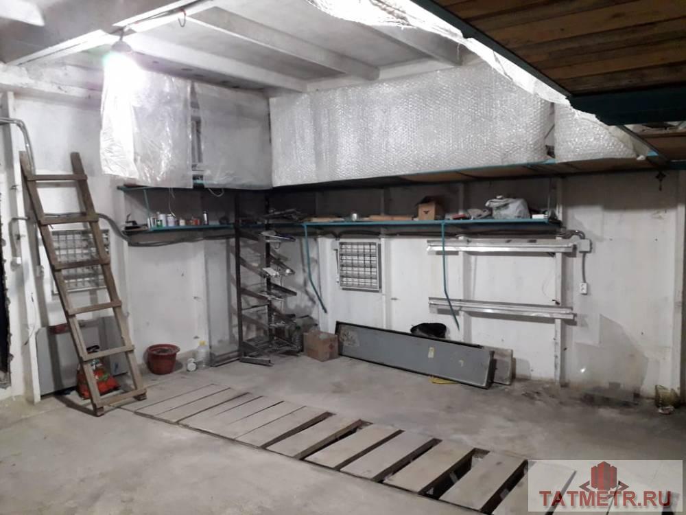Продажа / Гаражи, Казань, Токарная улица, 12 000 Сдается отапливаемый гараж площадью 38 кв.м. Двое ворот, две ямы. Помещение отапливается батареями. Электричество... - 3