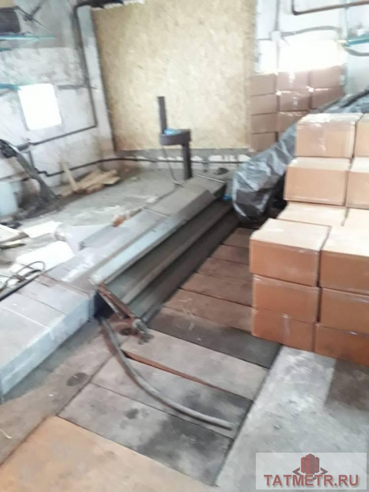 Продажа / Гаражи, Казань, Токарная улица, 12 000 Сдается отапливаемый гараж площадью 38 кв.м. Двое ворот, две ямы. Помещение отапливается батареями. Электричество... - 4
