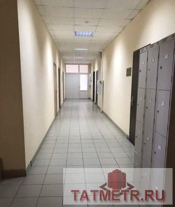 Коммерческая / Продажа / Офисы, Казань, Волкова улица, 135 000 Предлагаем в аренду блок-офис 250м2 для крупной и дружной компании в самом центре города. Расположен в офисном центре...