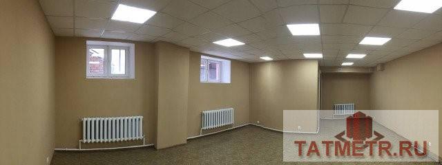 Коммерческая / Аренда / Офисы, Казань, Гарифа Ахунова улица, 25 000 Сдается в аренду помещение 63м2 с отличным ремонтом и отдельным входом. Расположено в высоком цоколе с окнами. Все... - 2