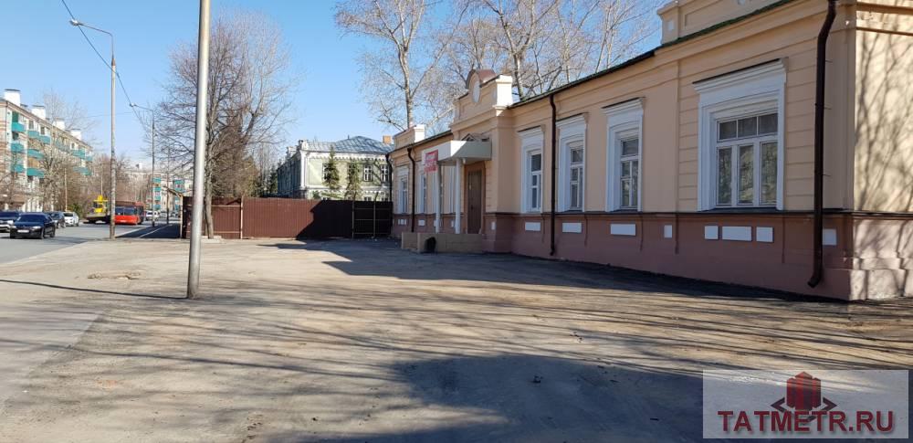 Коммерческая / Аренда / Офисы, Казань, 25 Октября улица, 180 000 Предлагаем в аренду отдельно стоящее здание площадью 320м2. Расположено в 10 минутах от центра города. Напротив через... - 1