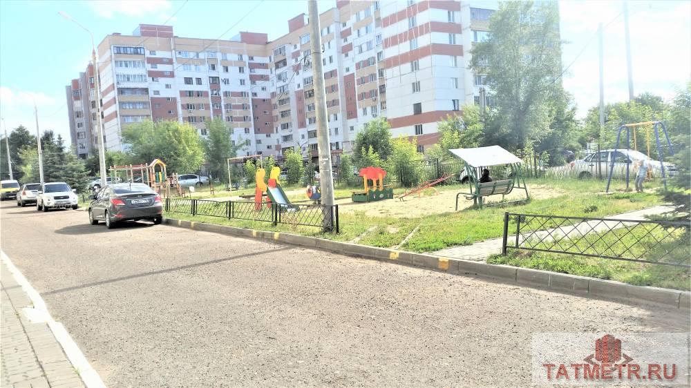 Продажа / Квартиры, Казань, Карбышева улица, 3 400 000 Продается 1-комн по ул.Карбышева д.58. (Санта-Барбара) Общая площадь 43,3 м2, жилая 22,6 м2, площадь кухни 10,9 м2.... - 1
