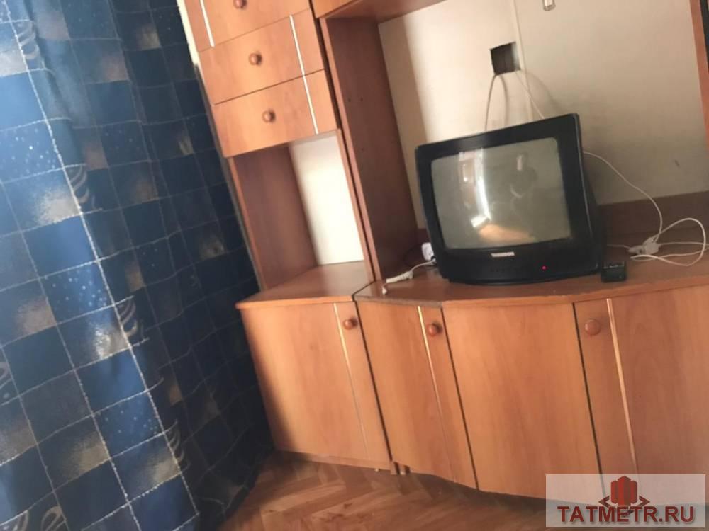 Аренда / Комнаты, Набережные Челны, Сююмбике проспект, 6 000 малосемейка 51/01. спальня с балконом в 2ой квартире с мебелью, холодильник, телевизор,ст.машина. 6+счетчики(вода,... - 3