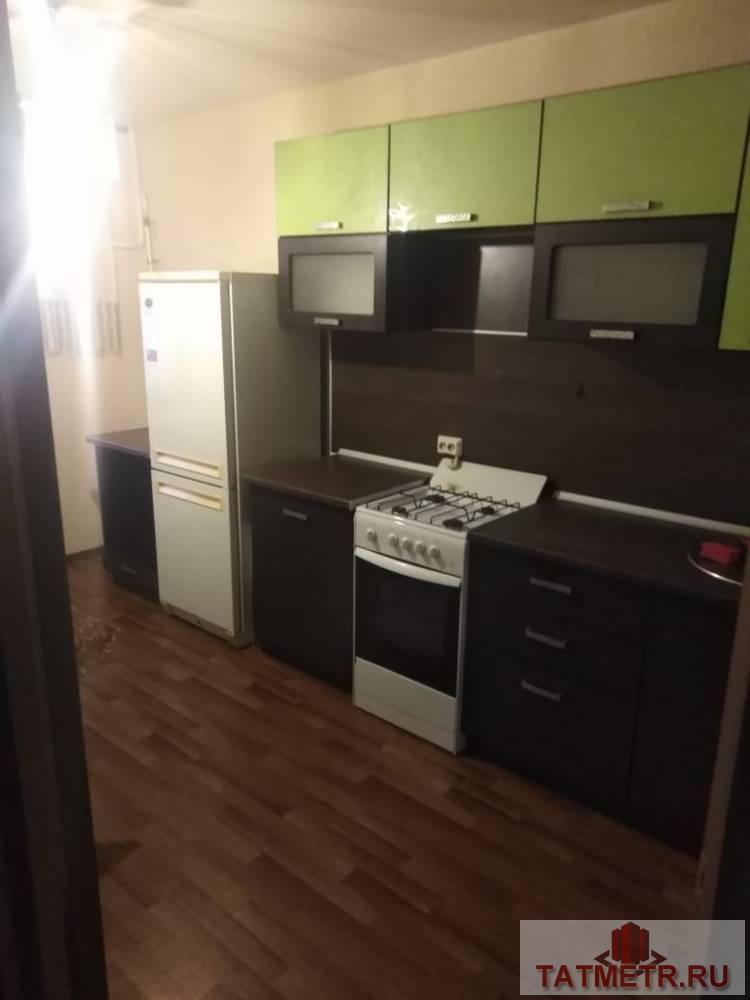 Аренда / Квартиры, Набережные Челны, Чулман проспект, 13 500 1ая по комплексу 33/04. с мебелью, холодильник, телевизор,ст.машина. 2/10этаж. 13500(все включено)