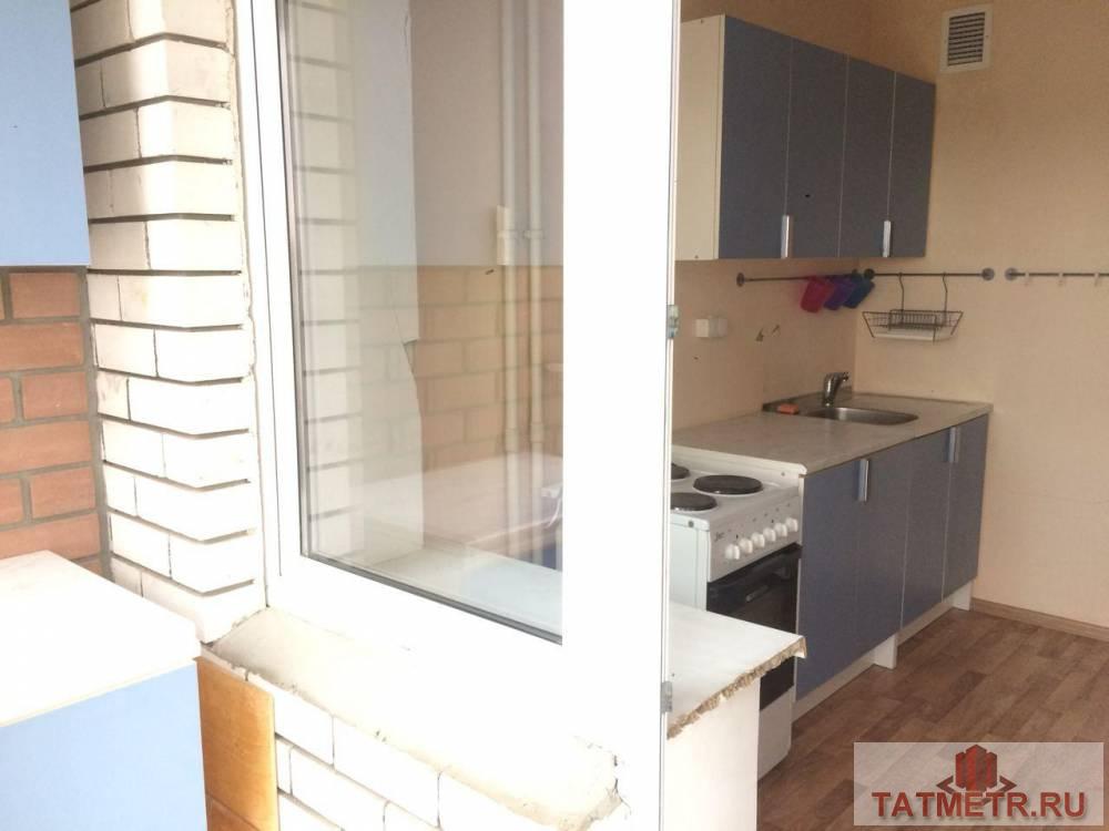 Продажа / Квартиры, Казань, Тыныч улица, 4 700 000 Очень светлая и тёплая квартира на 4 этаже 17-этажного кирпичного дома 2011 года постройки. На кухне балкон с... - 6