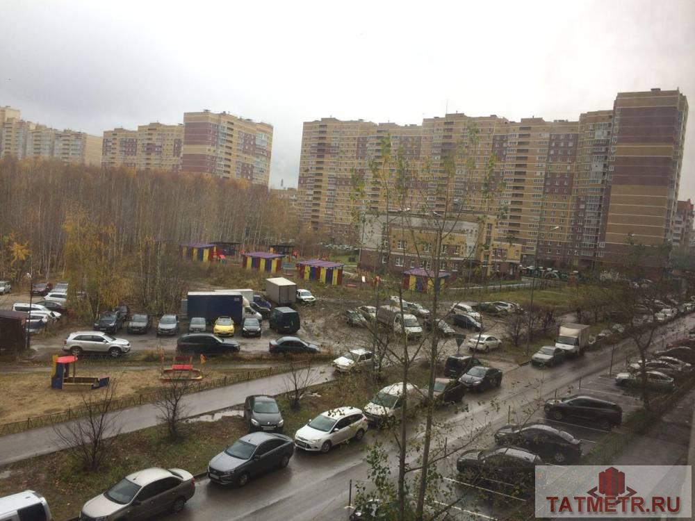 Продажа / Квартиры, Казань, Тыныч улица, 4 700 000 Очень светлая и тёплая квартира на 4 этаже 17-этажного кирпичного дома 2011 года постройки. На кухне балкон с... - 9