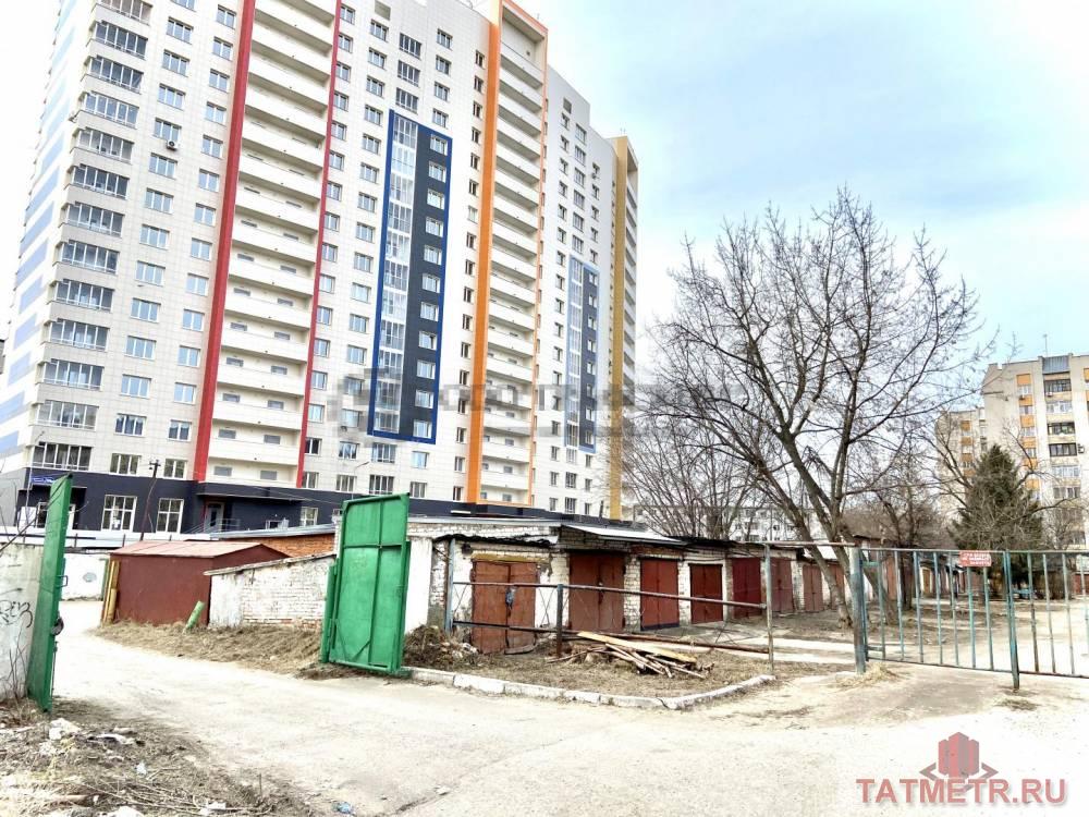 Продажа / Гаражи, Казань, улица Павлюхина, 200 000 Предлагаем Вам приобрести гараж. ГСК Салют. Гараж металлический. В собственности. Земля под гаражом тоже в...