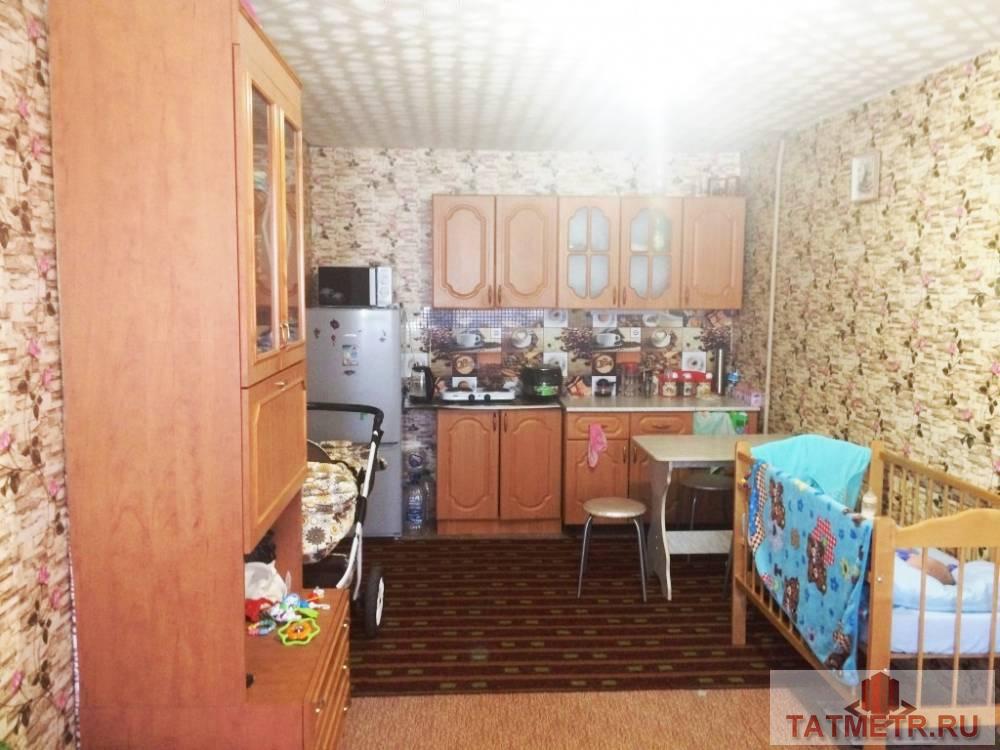 Продажа / Квартиры, Зеленодольск, Комарова улица, 1 089 000 Продается отличный двухкомнатный блок в центре микрорайона Мирный г. Зеленодольск. Блок светлый, уютный, просторный,...