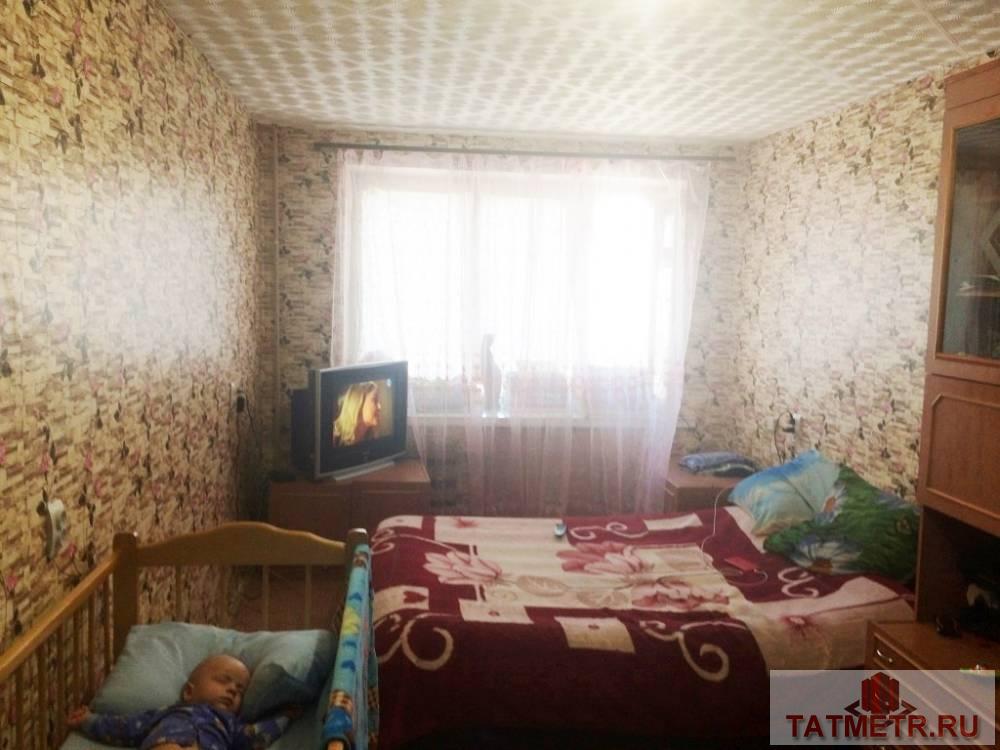 Продажа / Квартиры, Зеленодольск, Комарова улица, 1 089 000 Продается отличный двухкомнатный блок в центре микрорайона Мирный г. Зеленодольск. Блок светлый, уютный, просторный,... - 1